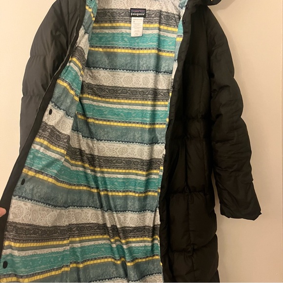 Patagonia Girls Black Long Down Puffer Parka  with Hood Large (12) - Picture 5 of 13